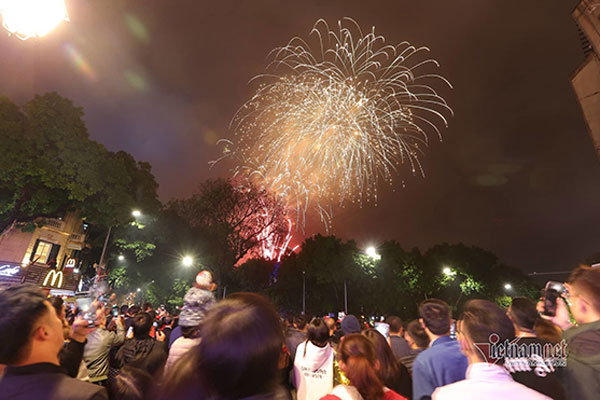 TP.HCM không bắn pháo hoa dịp Tết Nhâm Dần 2022-2