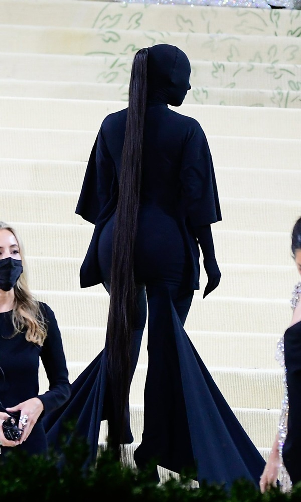 10 bộ cánh thảm đỏ 2021 khiến 5 châu 4 bể bàn tán không ngớt-30