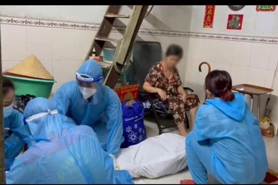 Cuộc gọi đầu năm báo cụ ông nghèo tử vong không có nổi tấm áo mặc, manh chiếu lót quan tài