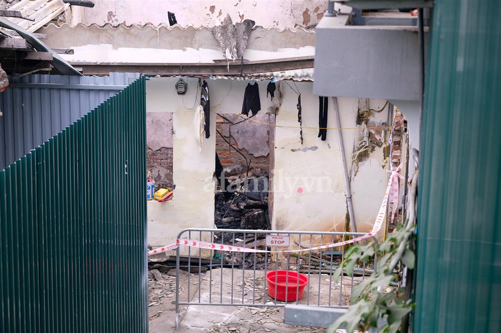 Hoang tàn hiện trường vụ nổ bình gas thổi bay mái phòng trọ khiến 3 người tử vong thương tâm ở Hà Nội-2