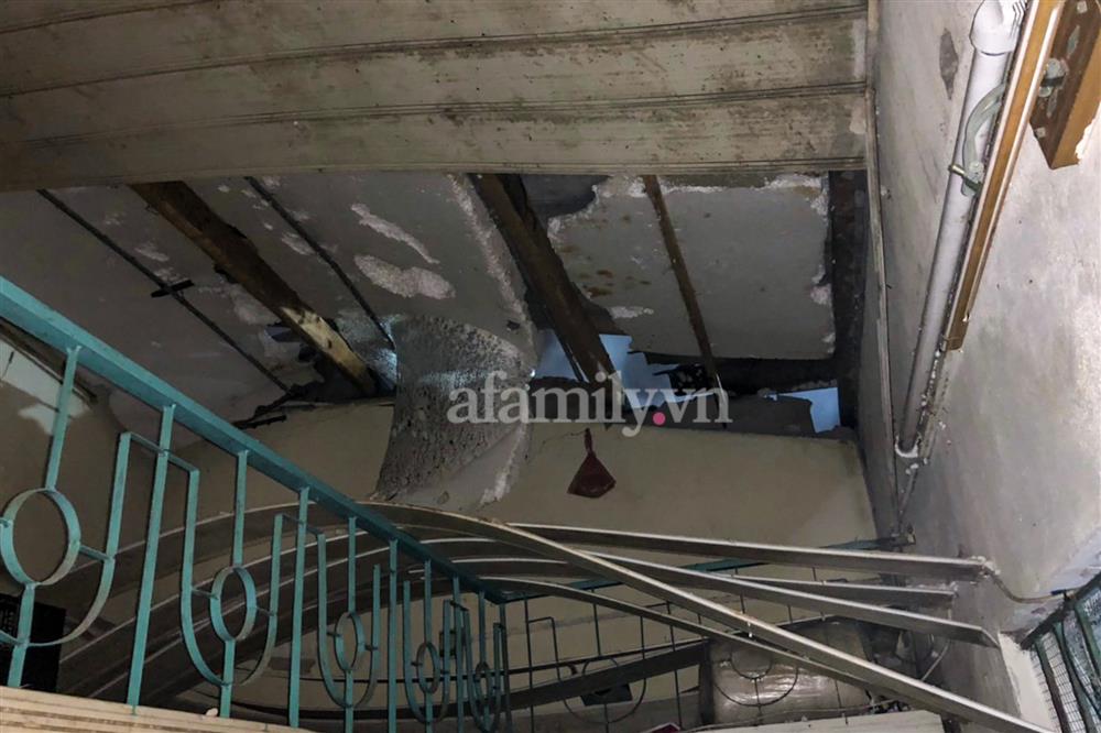 Hoang tàn hiện trường vụ nổ bình gas thổi bay mái phòng trọ khiến 3 người tử vong thương tâm ở Hà Nội-8