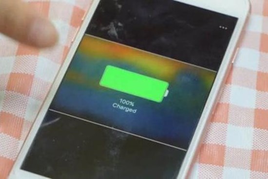 Điện thoại luôn được sạc đầy 100%, điều đó là tốt hay xấu? Cảm ơn chủ cửa hàng đã nhắc nhở, bạn nên hiểu sớm và chú ý