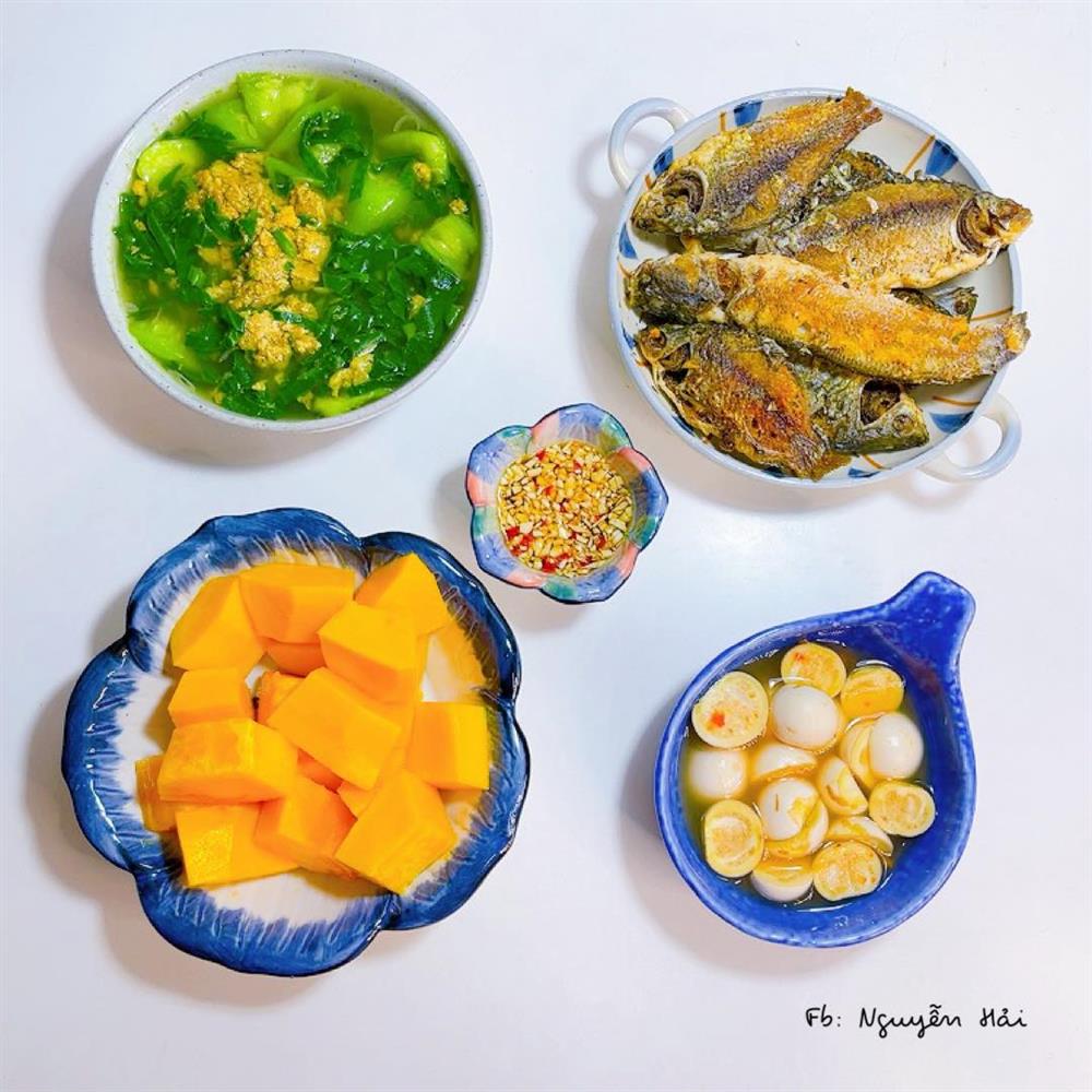 Mâm cơm mùa đông&nbsp;của mẹ đảm Thanh Hoá chỉ dưới 100 nghìn đồng, nhìn là thấy nhớ nhà, nhớ Tết-13