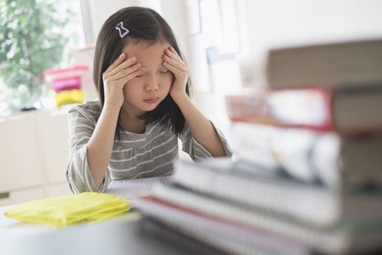 Trẻ không thích học? Áp dụng 5 cách dưới đây, con ham học từ sớm