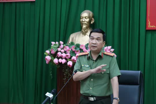 NÓNG: Liên ngành tố tụng TP.HCM họp khẩn vụ bé gái bị bạo hành-2