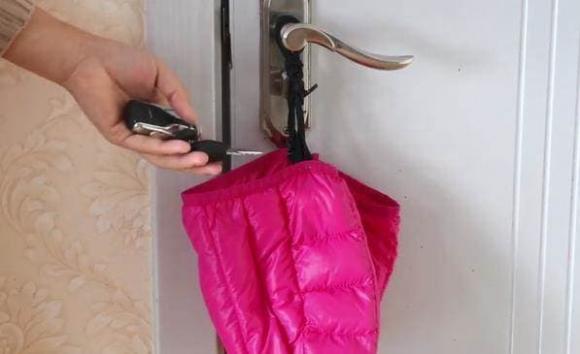 Cắt cái mũ ra khỏi áo cũ không mặc, quá tiện ích mà nhiều người bỏ phí!-5