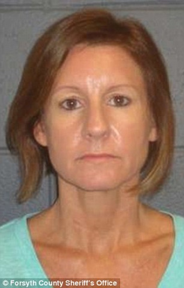 Con trai 15 tuổi học hành sa sút, gia đình choáng nặng khi phát hiện ra nguyên nhân, bắt nguồn từ mẹ của người yêu thiếu niên-1