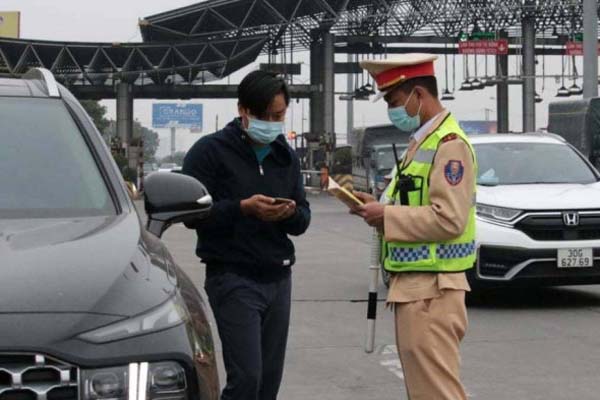 Một địa phương đính chính yêu cầu người dân phải về ăn Tết trước 22 ngày để kịp thời cách ly phòng dịch-4