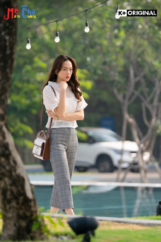 Minh Hằng mặc đồ công sở đẹp thế không biết, xem phim mà không tập trung được vì cứ phải ngắm!-15