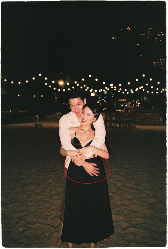 Hà Trúc lộ bụng to, netizens réo tên cơ trưởng Quang Đạt-2