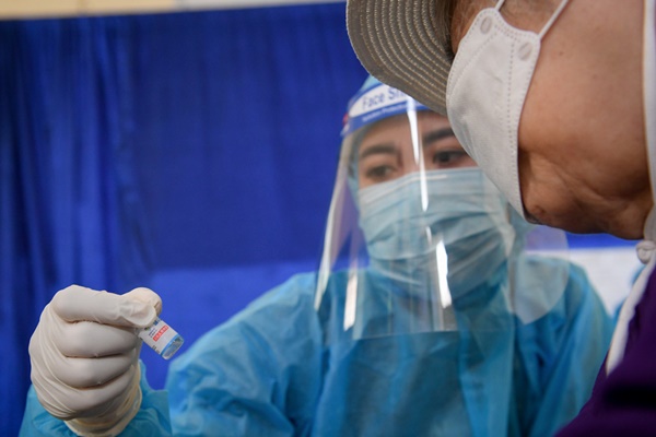 Ngày 5/1, Hà Nội tiếp tục ghi nhận 2.506 ca mắc Covid-19 mới, 594 ca tại cộng đồng-2