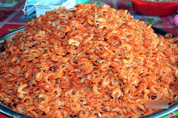 Lạ lùng bún nhà nghèo ăn kèm tóp mỡ, giá 10.000 đồng/bát ở Nam Định-8