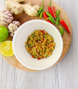 Mách chị em cách pha một loại nước chấm ngon lạ xuất sắc: Kết hợp cùng thịt luộc hay hải sản hấp đều đỉnh-2