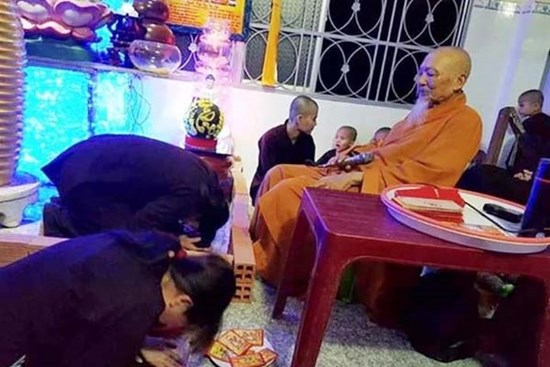 Mạnh thường quân tố Tịnh thất Bồng Lai lừa đảo hàng nghìn đô gửi cho Diễm My và trẻ mồ côi