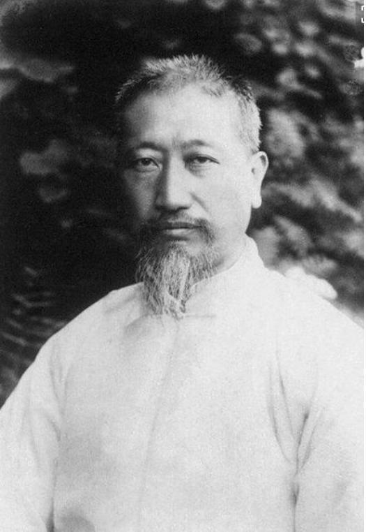 Người phụ nữ liên tục bị đàn ông lừa dối liều cưới chồng hơn 28 tuổi có thân phận không tầm thường, điều xảy đến sau kết hôn 2 năm mới thương cảm-7