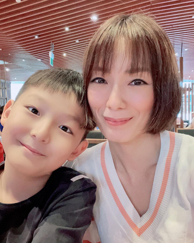 Con hỏi cảm giác khi làm chuyện ấy, nữ diễn viên nổi tiếng có câu trả lời thẳng thắn gây sốt: Nghe xong 3 ngày chưa hết ngượng-2