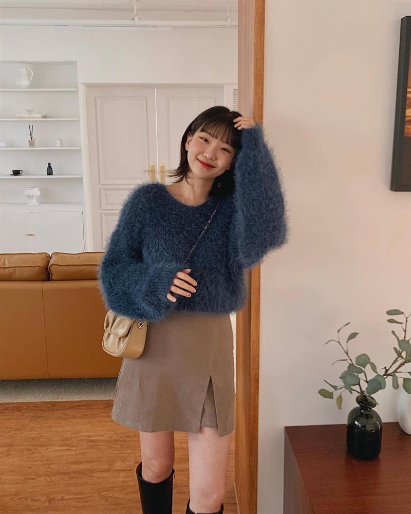 4 kiểu chân váy ngắn nhất định nên sắm để style Tết Nhâm Dần thật trẻ trung, sang chảnh-11