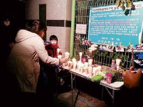 Mẹ kế hành hạ con riêng của chồng đến chết: 2 năm địa ngục bị phớt lờ, công tố viên bật khóc khi nghe file ghi âm giọng đứa trẻ-3