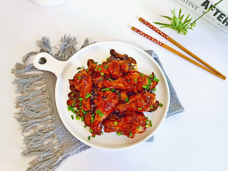 Thịt gà mà kho kiểu này thì lạ miệng cực kì, hao cơm số 1-4