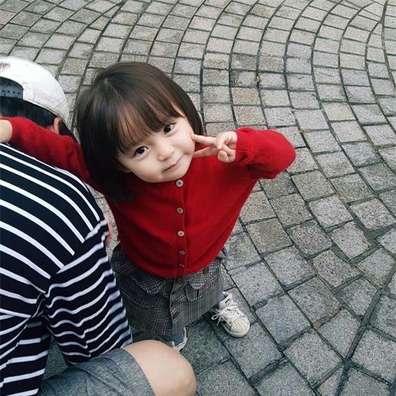 Đối với những gia đình có con gái, cha mẹ nên chú ý 5 điều cấm kỵ sau kẻo ảnh hưởng đến hạnh phúc sau này của bé-7