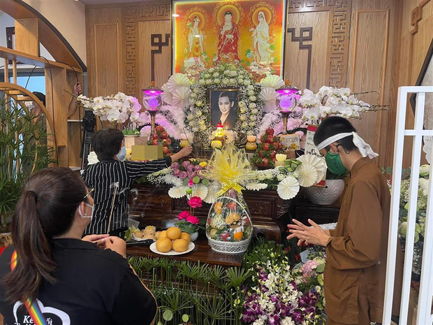 100 ngày cố ca sĩ Phi Nhung qua đời, con gái ruột tự tay làm 1 điều đặc biệt-5