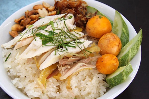 Người có đường huyết cao khi ăn nên nhớ 3 giảm, 2 tăng, 1 chậm để không lo dư thừa đường huyết, tránh được nhiều biến chứng cho tim, thận-2