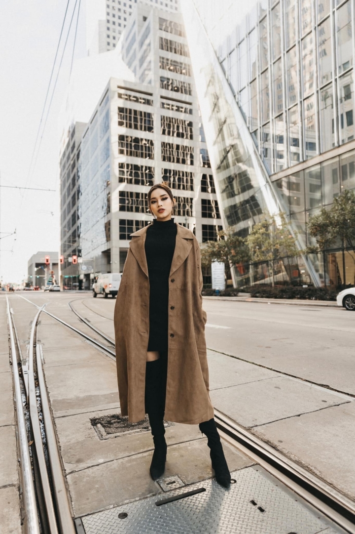 Hoa hậu Đỗ Thị Hà tái xuất rạng rỡ sau khi âm tính với SARS-CoV-2-10