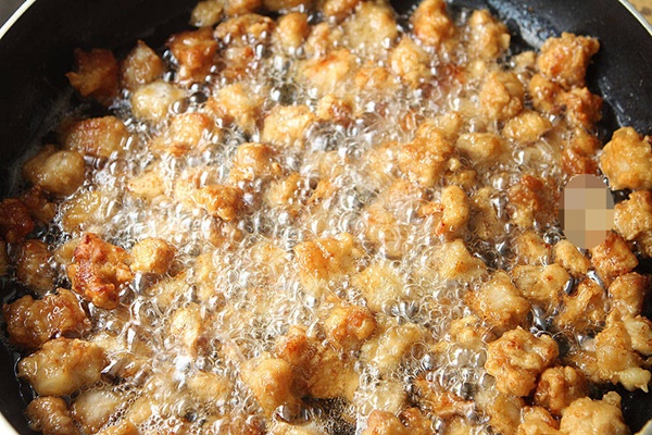 Thịt heo làm theo cách này ngon xuất sắc, trẻ biếng ăn mấy cũng không thể chê được-7