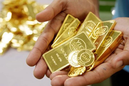 Giá vàng hôm nay 8/1: Bất ổn kìm hãm giá vàng
