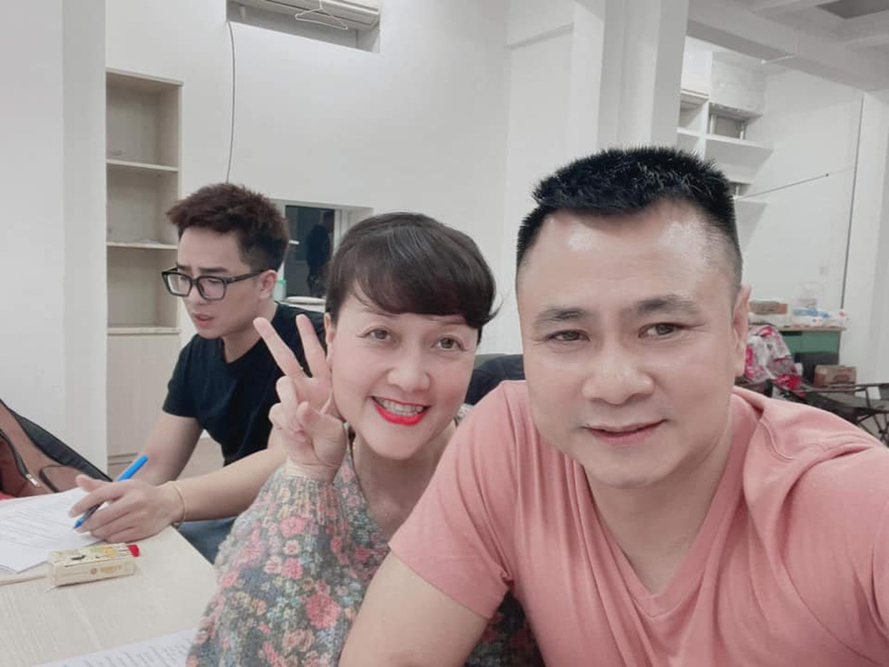 Xuân Bắc đáp trả tin đồn vắng mặt tại Táo quân 2022, cà khịa đúng chất Nam Tào-8