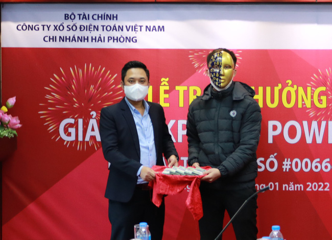 Tài xế xe ôm trở thành chủ nhân giải Jackpot 214 tỷ - cao thứ 2 trong lịch sử xổ số Việt Nam-2