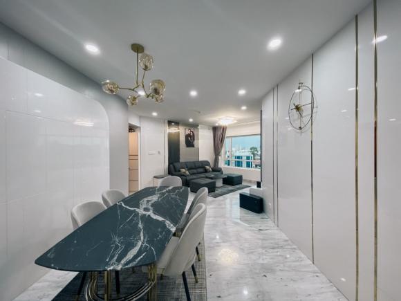 Võ Hạ Trâm tiết lộ chi tiết đặc biệt, đắt giá trong căn hộ cao cấp đang sống cùng chồng con-6