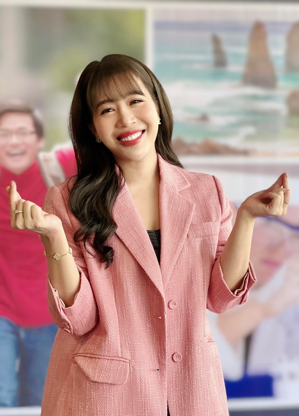 Con gái cưng của MC Diệp Chi được khen là Cô Tấm, chăm sóc mẹ từ quần áo đến ăn uống, tài làm bánh thì cực đỉnh-8