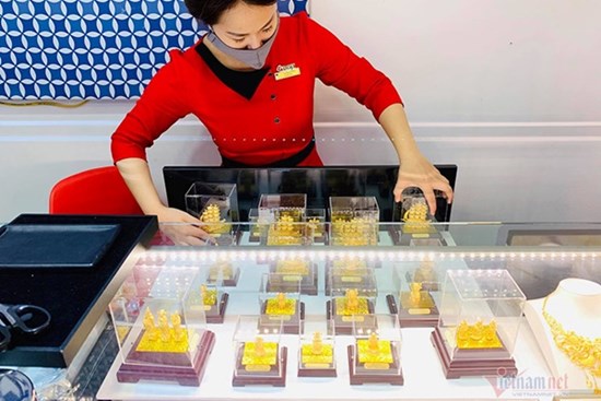 Giá vàng hôm nay 9/1: Kết thúc tuần đầu năm giảm mạnh