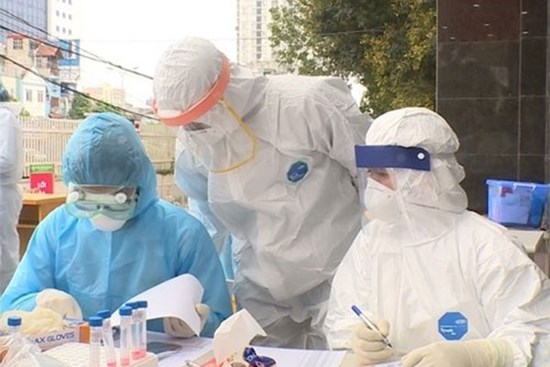 Bác sĩ Hà Nội khuyến cáo di chứng nặng nề hậu Covid-19: Tổn thương phổi, mất ngủ, trầm cảm,...