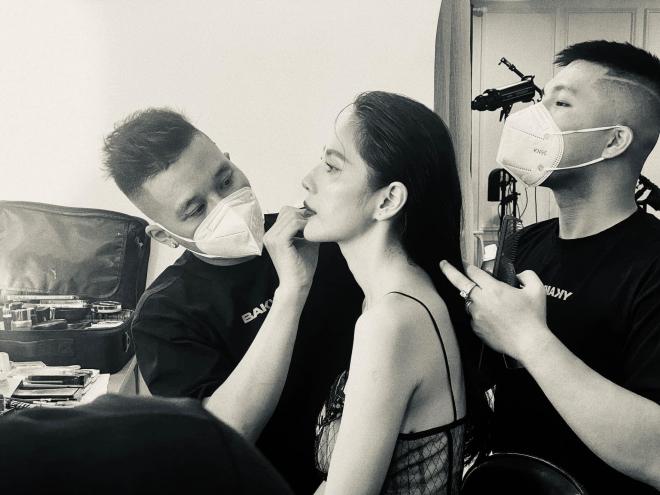 Thủy Tiên quay trở lại sân khấu sau ồn ào từ thiện, nhan sắc nữ ca sĩ chiếm spotlight-2