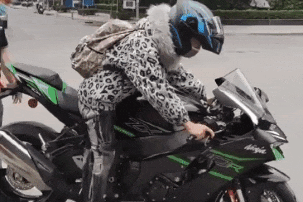 Nghi phạm cướp ngân hàng khai gì về hành trình gây án, mua xe phân khối lớn chạy trốn?-5