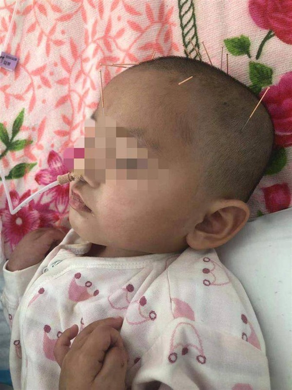 Bé gái 2 tuổi bị đầu độc bằng kẹo tẩm thuốc chuột trong đám cưới, danh tính thủ phạm khiến ai nấy bàng hoàng, động cơ giết người còn gây choáng váng hơn-2