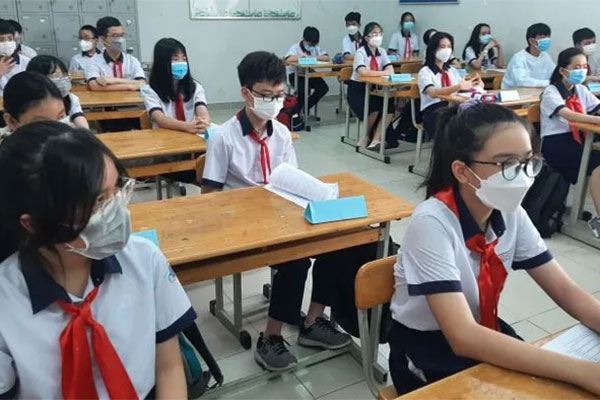 Học sinh lớp 3 viết về đoạn hội thoại của bố mẹ, cô giáo đọc xong ngượng đỏ mặt: Anh chị ơi tem tém lại, cháu nó chưa ngủ!-2