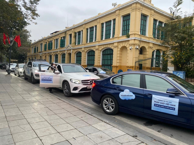 Dàn ô tô diễu hành quanh trung tâm Hà Nội lan tỏa thông điệp mạnh mẽ sau vụ dì ghẻ bạo hành bé gái 8 tuổi-3