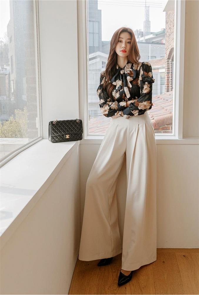 Diện quần ống rộng bị chê rườm rà chẳng oan, muốn chữa cháy thì phải học ngay 7 cách dưới đây-13