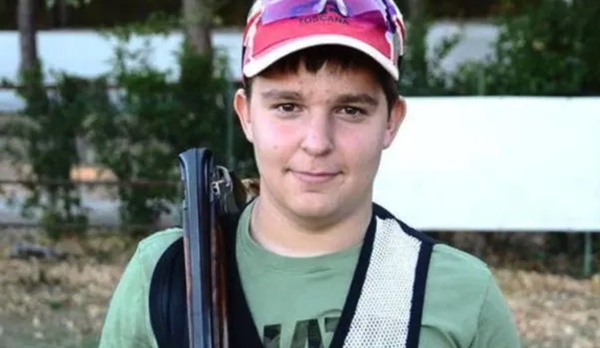 Nhà vô địch bắn súng thế giới thiệt mạng vì tự bắn nhầm vào bụng mình-2