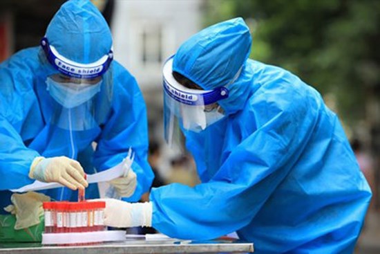 Cả nước thêm 14.818 ca Covid-19, hơn 9.000 F0 trong cộng đồng