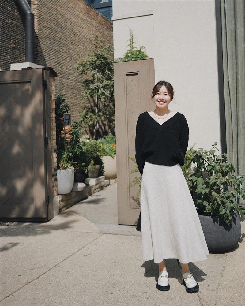 Chân váy dài có nhiều mẫu mã nhưng đây là 5 kiểu sang chảnh, hợp diện Tết nhất-1