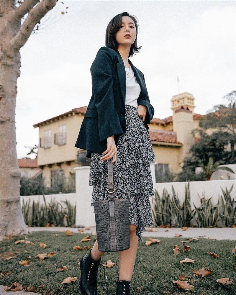 Chân váy dài có nhiều mẫu mã nhưng đây là 5 kiểu sang chảnh, hợp diện Tết nhất-6