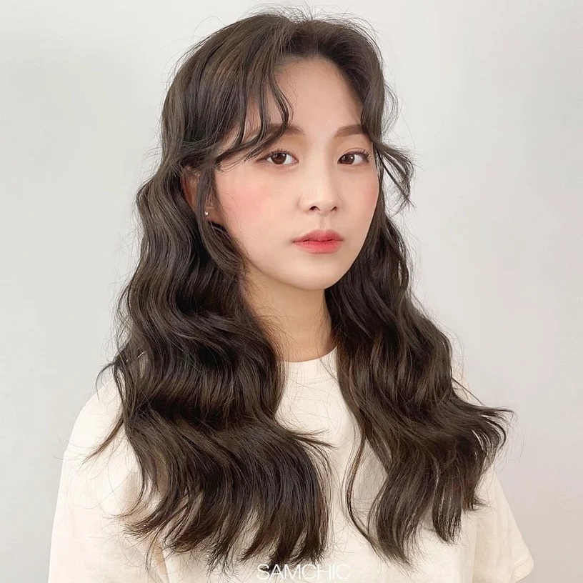 Nàng ngoài 30 sẽ trẻ ra 5 tuổi sau khi cắt tóc mái nếu nhớ kỹ chiếc chìa khóa vàng này-5