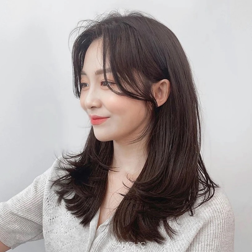 Nàng ngoài 30 sẽ trẻ ra 5 tuổi sau khi cắt tóc mái nếu nhớ kỹ chiếc chìa khóa vàng này-6