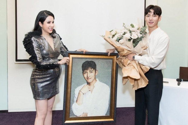 Ly thân chồng thiếu gia, Diệp Lâm Anh giàu cỡ nào?-16