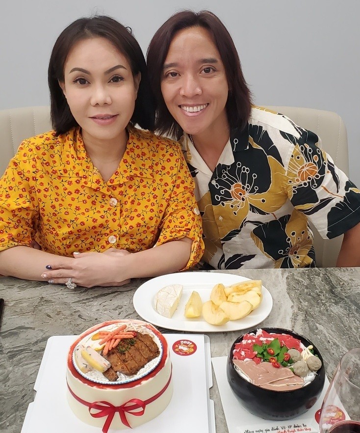 Việt Hương bất ngờ bị bóc phốt đầu năm-1