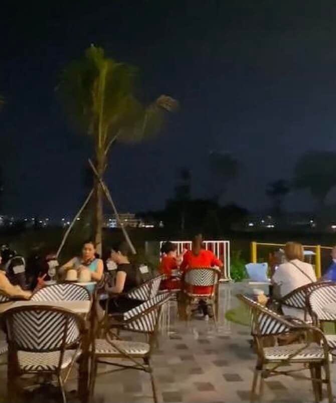 Việt Hương bất ngờ bị bóc phốt đầu năm-2